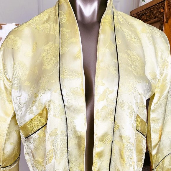 Vintage-Made Child's Japanese Sleep Set Yellow Silk - Picture 6 of 10